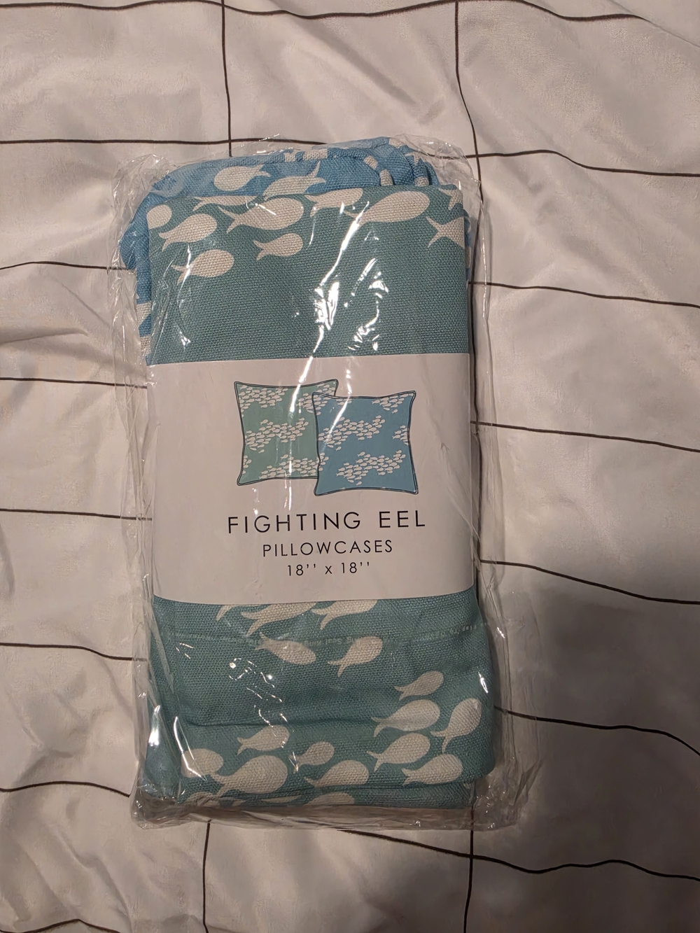 Fighting Eel Pillowcase Set
